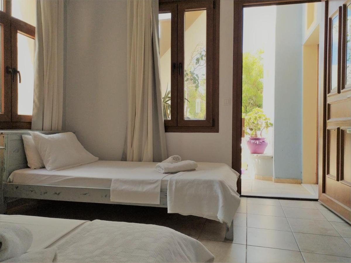 Pallada Rooms Tinos Island Exterior photo